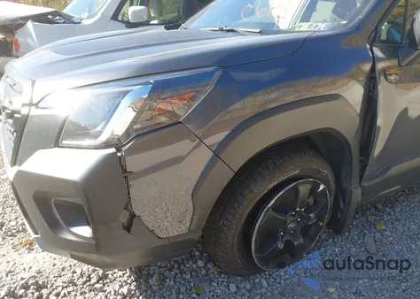 2023 Subaru Forester Wilderness из США, поврежденный, VIN JF2SKAMC3PH421477